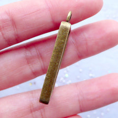 Rectangle Open Back Bezel Pendant | Outlined Rectangular Charms | Hollow Frame for UV Resin Jewellery Making | Geometry Charm Supplies (Antique Bronze / 2pcs / 22mm x 36mm)