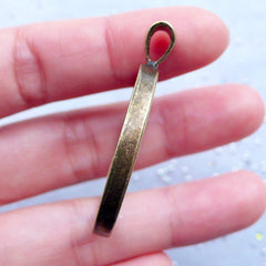 Round Open Bezel Pendant | Outline Circle Charm | Hollow Deco Frame for UV Resin Jewellery (Antique Bronze / 1 piece / 32mm x 41mm)
