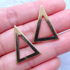 Triangle Deco Frame | Geometric Open Back Bezel for Kawaii UV Resin Crafts | Geometry Jewelry Findings (2 pcs / Gold / 18mm x 25mm)