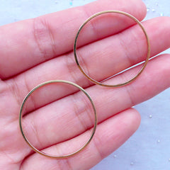 Circle Open Frame | Round Deco Frame | Ring Charm | Kawaii UV Resin Jewellery Making | Geometric Jewelry Findings (2pcs / Gold / 28mm)