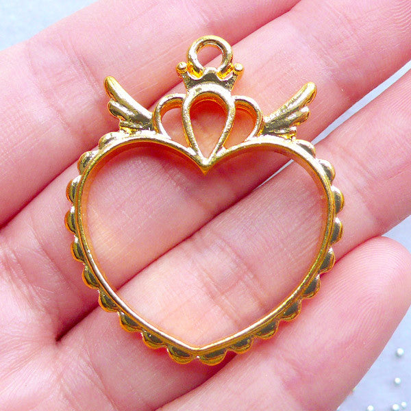 Magical Girl Heart Princess Open Back Bezel Charm | Kawaii Mahou Kei Jewelry Making | Winged Heart Deco Frame for UV Resin Filling (1 piece / Gold / 31mm x 37mm / 2 Sided)