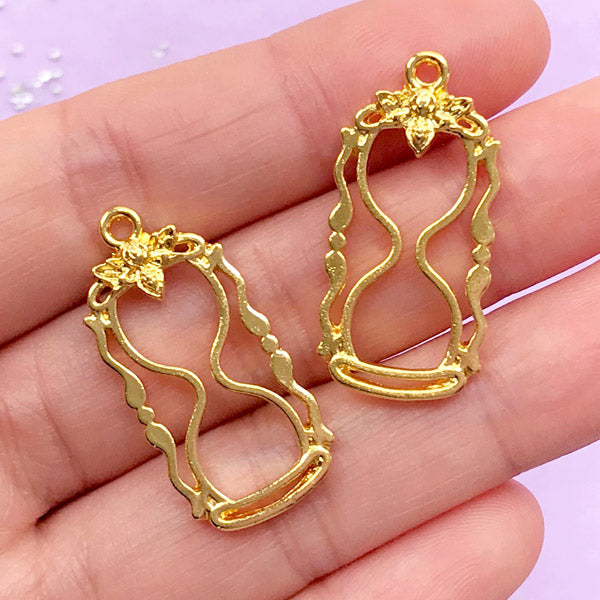 Sandglass with Bee Open Back Bezel | Hourglass Deco Frame for UV Resin Filling | Sand Timer Charm (2 pcs / Gold / 15mm x 30mm)