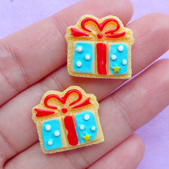 Gift Box Sugar Cookie Cabochons | Present Cabochon | Kawaii Dollhouse Food Jewelry DIY | Decoden Supplies (2pcs / 19mm x 18mm / Flat Back)