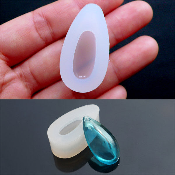 Teardrop resin mold outlet