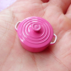 Dollhouse Casserole Pot | Miniature Cooking Utensil | Doll House Cookware (Dark Pink / 25mm x 14mm)