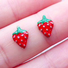 DEFECT Strawberry Floating Charms | Kawaii Living Locket Charm | Cute Memory Lockets | Fruit Embellishment | Shaker Charm DIY (2pcs / 6mm x 9mm)