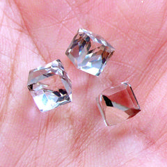 Cubic Glass Crystal with Flat Back Silver Foiled Corner | Square Cube Shaped Rhinestones | Glue On Square Glass Jewel | Faceted Gemstones | Jewellery Supplies (6pcs / 6mm / Clear)