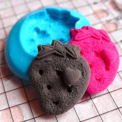 Silicone Mold Flexible Mold - Strawberry Biscuit / Cookie (19mm) Miniature Food, Sweets, Jewelry, Charms (Clay, Fimo, Resin, Fondant) MD151