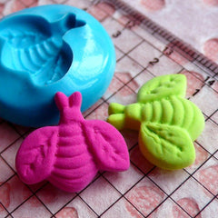 Insect / Fly (18mm) Silicone Flexible Mold Push Mould Cupcake Jewelry Charms (Fimo Resins Wax Plaster Soap Gum Paste Candy Fondant) MD416