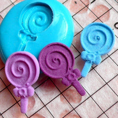 Lollipop with Bow (15mm) Silicone Mold Flexible Mold - Miniature Food, Sweets, Jewelry, Charms (Clay, Fimo, Resin, Gum Paste, Fondant) MD349