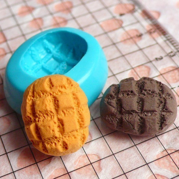 Mini Cross Silicone Mold (4 Cavity), Flexible UV Resin Mould, Tiny C, MiniatureSweet, Kawaii Resin Crafts, Decoden Cabochons Supplies