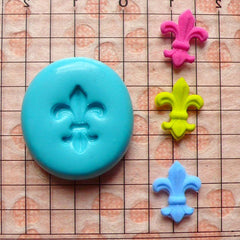 Fleur De Lis (12mm) Silicone Flexible Push Mold - Jewelry, Charms, Cupcake (Clay Fimo Sculpey Premo Resin Epoxy Gum Paste Fondant) MD521