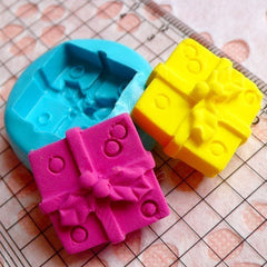 Christmas Mold Gift Box 20mm Flexible Silicone Mold Fondant Mold Cupcake Topper Gumpaste Mold Cake Decoration Fimo Clay Mold Resin MD776