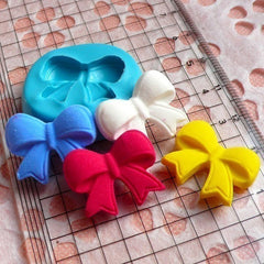 Ribbon / Bow (21mm) Silicone Flexible Push Mold - Jewelry, Charms, Cupcake (Clay, Fimo, Casting Resins, Epoxy, Wax, GumPaste, Fondant) MD471