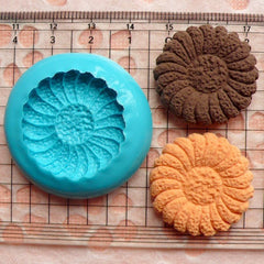 Cookie Mold Biscuit Flower Daisy 26mm Silicone Flexible Mold Decoden Mold Kawaii Miniature Sweets Polymer Clay Jewelry Cabochon Resin MD177