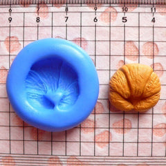 Croissant (17mm) Silicone Mold Flexible Mold - Miniature Food, Cupcake, Jewelry, Charms (Resin, Paper Clay, Fimo, Wax, Fondant) MD202