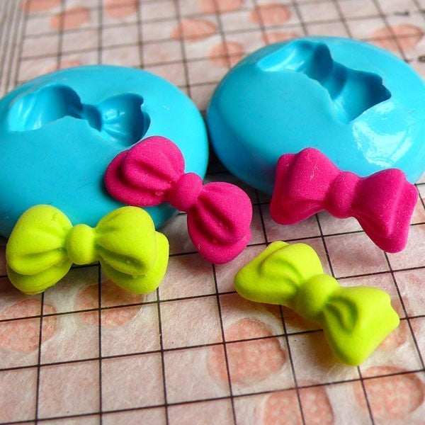 Set of 2 Ribbon / Bow (13mm and 14mm) Silicone Flexible Push Mold - Miniature Food, Sweets, Jewelry, Charms (Clay Fimo Resin Fondant) MD728