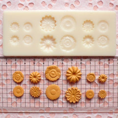 Biscuit Flower Cookie Mold 9-17mm Kawaii Deco Sweets Miniature Food Jewelry Charms DIY Cabochon Mold (Resin Clay, Paper Clay) MD002