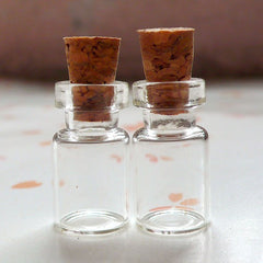 CLEARANCE Dollhouse Glass Bottles with Corks (18mm x 10mm / 0.5ml / 2pcs) Miniature Glass Vial Charm Mini Glass Jar Tiny Glass Vile Pendant DIY MC17