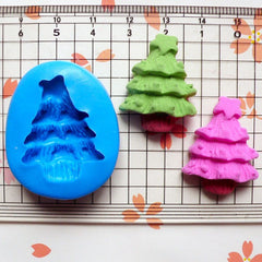 Christmas Tree (26mm) Silicone Flexible Push Mold Butter Mold Cake Decoration Cupcake Topper Mold Fondant Gumpaste Fimo Polymer Clay MD679