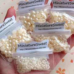 CLEARANCE CREAM WHITE Round Shaped Faux Half Pearl Cabochons Mix / Assorted Pearl Set (Around 780 pcs) (3mm, 4mm, 5mm, 6mm and 7mm) PEC3-7