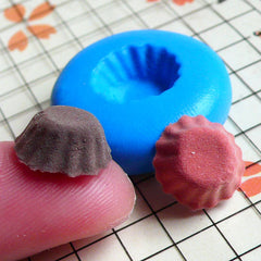 Flexible Mold Silicone Mold - Cupcake / Tart Bottom (11mm) Miniature Food, Sweets, Jewelry, Charms (Clay, Fimo, Resin, Gum Paste) MD101
