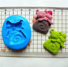 Bear Mold on Swiss Roll 27mm Silicone Flexible Mold Cupcake Topper Mold Kawaii Jewelry Charms Polymer Clay Resin Wax Gumpaste Mold MD664
