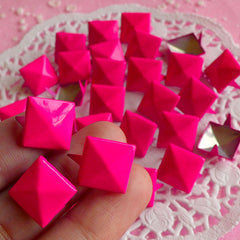 Rivet / DARK PINK Metal Pyramid Rivet Studs / Square Rivet 12mm (around 50pcs) for Cell Phone Deco / Leather Craft / Jean Button, etc RT08