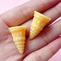 Miniature Ice Cream Cone Cabochon (2pcs / 16mm x 24mm / 3D) Kawaii Dollhouse Sweets Making Cellphone Deco Fake Mini Dessert Craft FCAB068