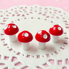 Polka Dot Mushroom Cabochon / 3D Terrarium Plant (4pcs / 8mm x 11mm / Red) Miniature Fairy Garden Alice in Wonderland Jewelry Making CAB195