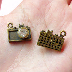 3D Camera Charms w/ Clear Rhinestones (2pcs) (17mm x 15mm / Antique Bronze) Pendant Bracelet Earrings Zipper Pulls Bookmarks Keychain CHM163