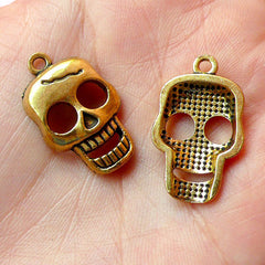 CLEARANCE Skull Charms Skeleton Charm (4pcs) (15mm x 25mm / Antique Gold) Pendant Bracelet Earrings Zipper Pulls Bookmarks Key Chains CHM172