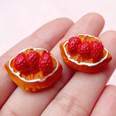 Doll Food Bakery Cabochon / Miniature Strawberry Puff Pastry Cabochon (2pcs / 22mm x 17mm / Flatback) Kawaii Sweets Dollhouse Bread FCAB164