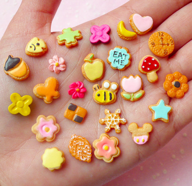 Super Kawaii Cabochon Miniature Sugar Cookie Mix (25pcs) Dollhouse Sweets Cabochon Tiny Mini Biscuit Decoden Whimsical Earrings DIY FCAB198