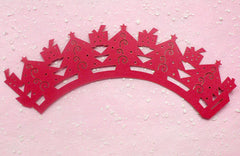 Cupcake Wrappers - Red Christmas Tree & Gift - Laser Cut Red Cupcake Wrapper - Cake Deco / Cupcake Decoration / Packaging (6pcs) CUP18