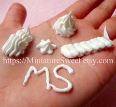 Frosting Piping Tips / Whipped Cream Tips / Icing Tip Set (4pcs / Regular Size) for Cake Decorating Cupcake Icing Phone Case Deco TL016