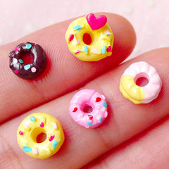 Tiny Miniature Donut Cabochon Mix for NAIL ART (5 pcs) Assorted Mini Doughnut Set Dollhouse Sweets Nail Decoration Earrings Making NAC157