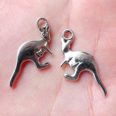 Kangaroo Charms (8pcs / 22mm x 16mm / Tibetan Silver) Australia Charm Cute Animal Jewelry Bracelet Pendant Baby Shower Decoration CHM1147