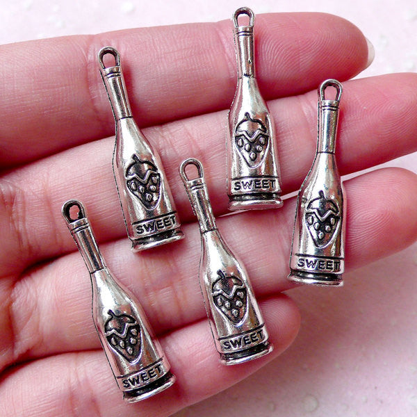 Sweet Wine Bottle Charms (5pcs / 8mm x 31mm / Tibetan Silver) Wine Glass Charm Earrings Pendant Necklace Keychain Zipper Pull Charm CHM1363
