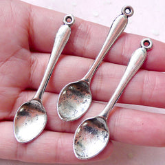 Large Spoon Charms Big Cutlery Charm (3pcs / 13mm x 54mm / Tibetan Silver) Kawaii Decoden Sweets Deco Kitsch Jewellery Keychain CHM1398