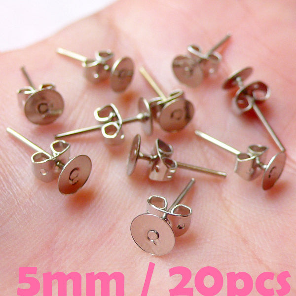 5mm Nickel Free Medical Plastic Daisy Earrings