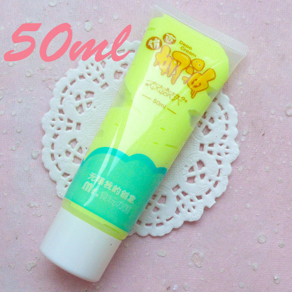 Fake Frosting / Whipped Cream Sillicone Clay / Faux Icing (Lemon Yellow / 50ml + 2 Piping Tips) Cell Phone Case Deco Scrapbooking CLAY20