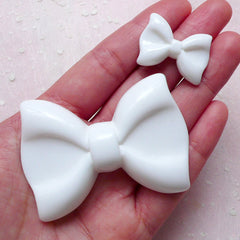 CLEARANCE Kawaii Bow Cab Bowtie Cabochon Set (2pcs / 27mm & 60mm / White / Flat Back) Cellphone Deco Decoden Cute Embellishment Scrapbooking CAB191