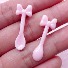 3D Spoon Cabochons w/ Kawaii Bow (2pcs / 10mm x 28mm / Pink) Dollhouse Cutlery Miniature Utensils Whimsical Kitsch Cute Decoden FCAB302