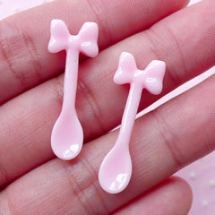 3D Spoon Cabochons w/ Kawaii Bow (2pcs / 10mm x 28mm / Pink) Dollhouse Cutlery Miniature Utensils Whimsical Kitsch Cute Decoden FCAB302