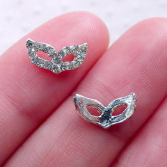 Mini Masquerade Mask Nail Charm (2pcs / 11mm x 6mm / Silver with Clear Rhinestones) Sparkle Wedding Nail Art Bridal Nails Decoration NAC305