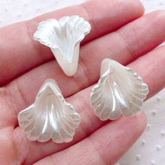Acrylic Lily Beads / ABS Flower Pearl Cabochon / Ivory Flower Cup / Flower Cap (15pcs / 19mm x 18mm / Cream White) Floral Jewellery PES100