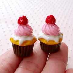 Strawberry Cupcake Cabochons w/ Frosting (2pcs / 18mm x 25mm / 3D) Kawaii Miniature Sweets Dollhouse Dessert Whimsy Decoden Supplies FCAB352