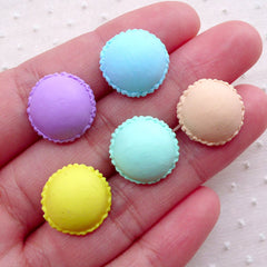 Miniature French Macaron Cabochons (5pcs / 15mm / Assorted Mix / Flatback) Kawaii Mini Sweets Dollhouse Patisserie Decoden Supplies FCAB391