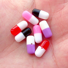 Kawaii Pill Capsule Resin Cabochons (8pcs / 5mm x 12mm / Assorted Color / 3D) Decoden Phone Case Whimsical Novelty Earrings Making CAB523